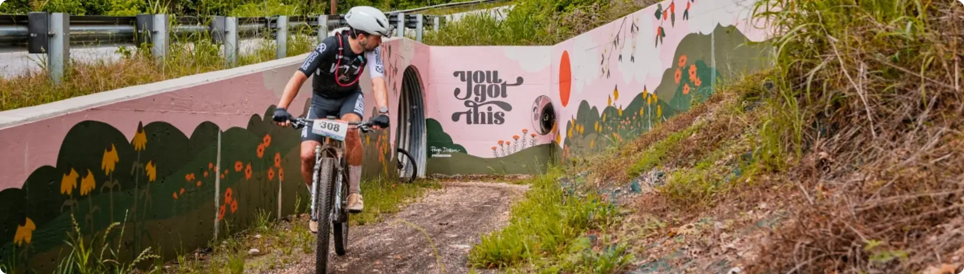 Mountain bike racing on Northwest Arkansas singletrack